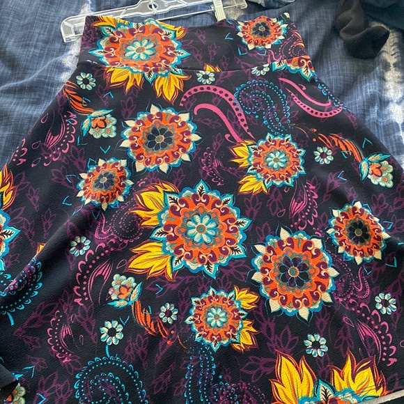 LulaRoe azure skirt size Large